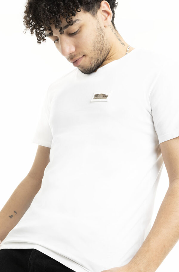 T-shirt white men